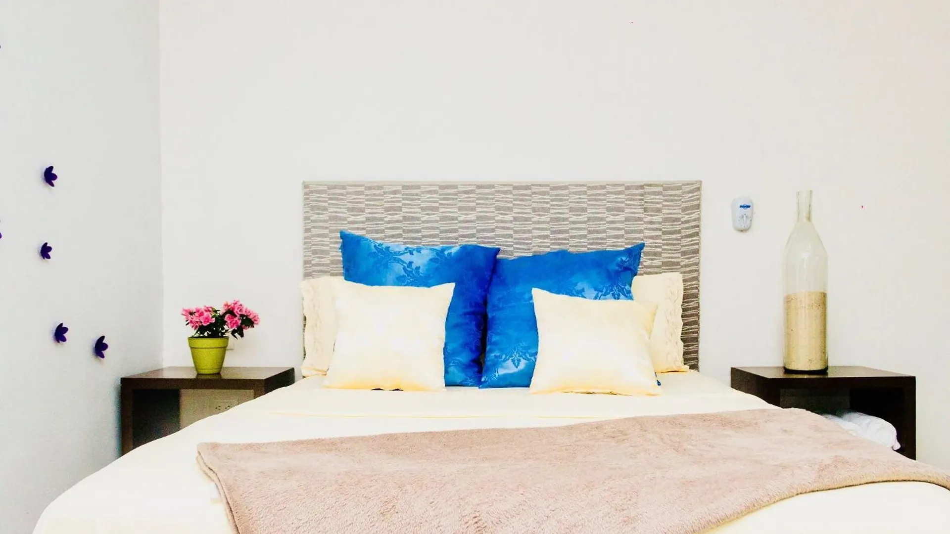 Guest house Superior Studio 40 Aquamarina Suites Playa del Carmen Mexico